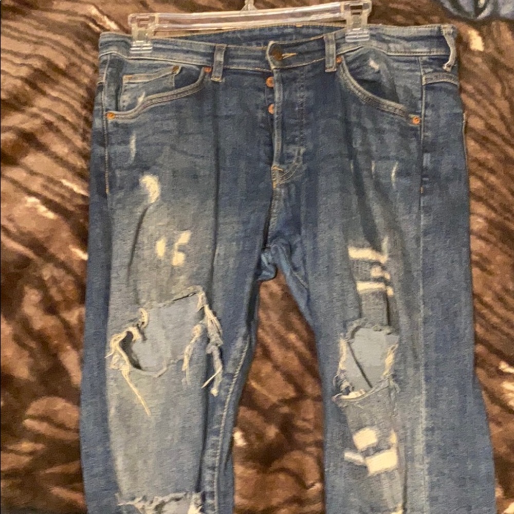 Ripped jeans
